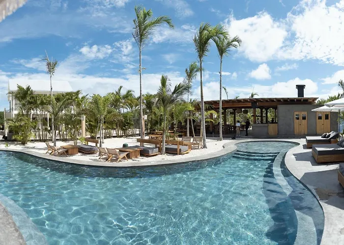 Turtle And Mistico Club Boat Shuttle Villa *